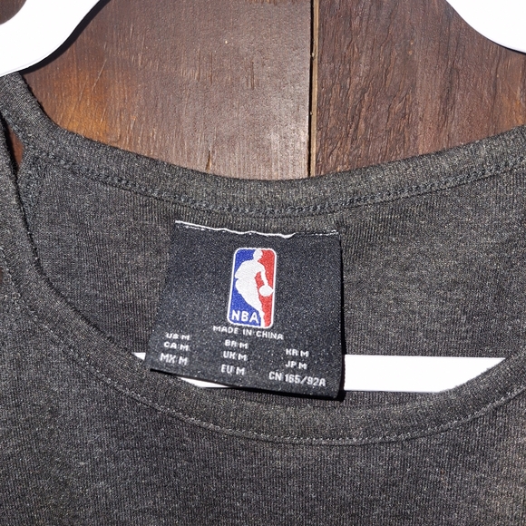Los Angeles Lakers Gray Tank Top - Picture 3 of 5